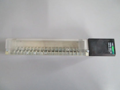 Schneider Modicon 140AMM09000 Quantum Analog Input Output 4I 2O NEW OEM 0820