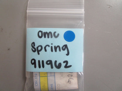 *NEW OEM* 0770 OMC Johnson Evinrude Spring 911962 0911962