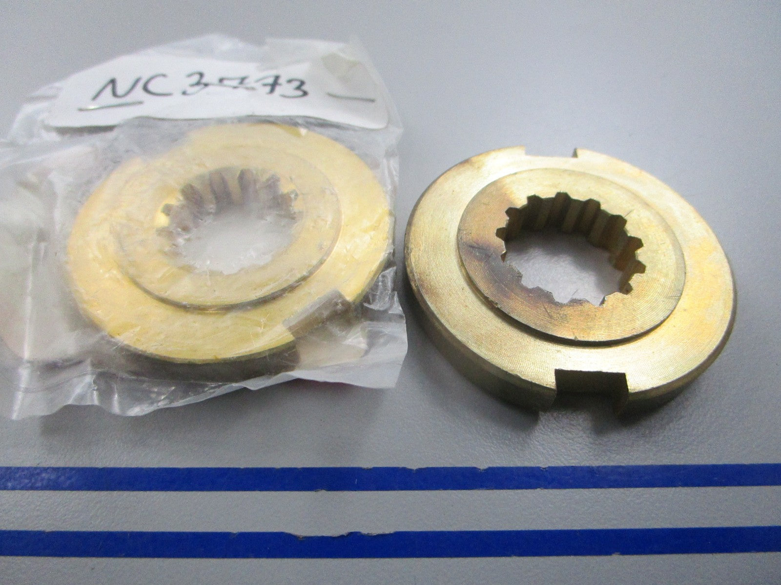 NEW OEM (LOT OF 2) 57633-95501 Suzuki Spacer 0810