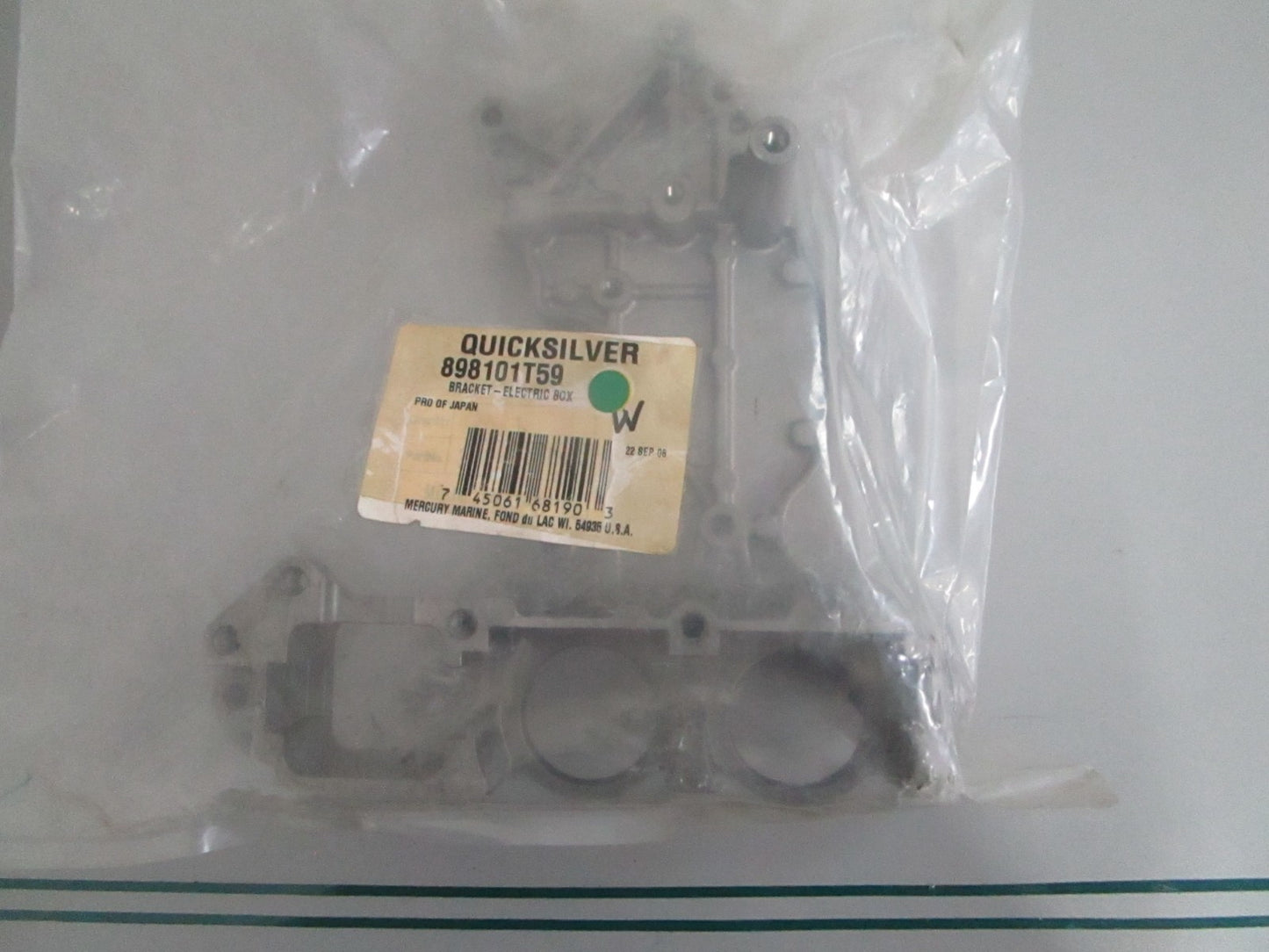 Mercury NEW OEM Electric Box Bracket 898101T59 NOS Genuine Outboard Part 0820