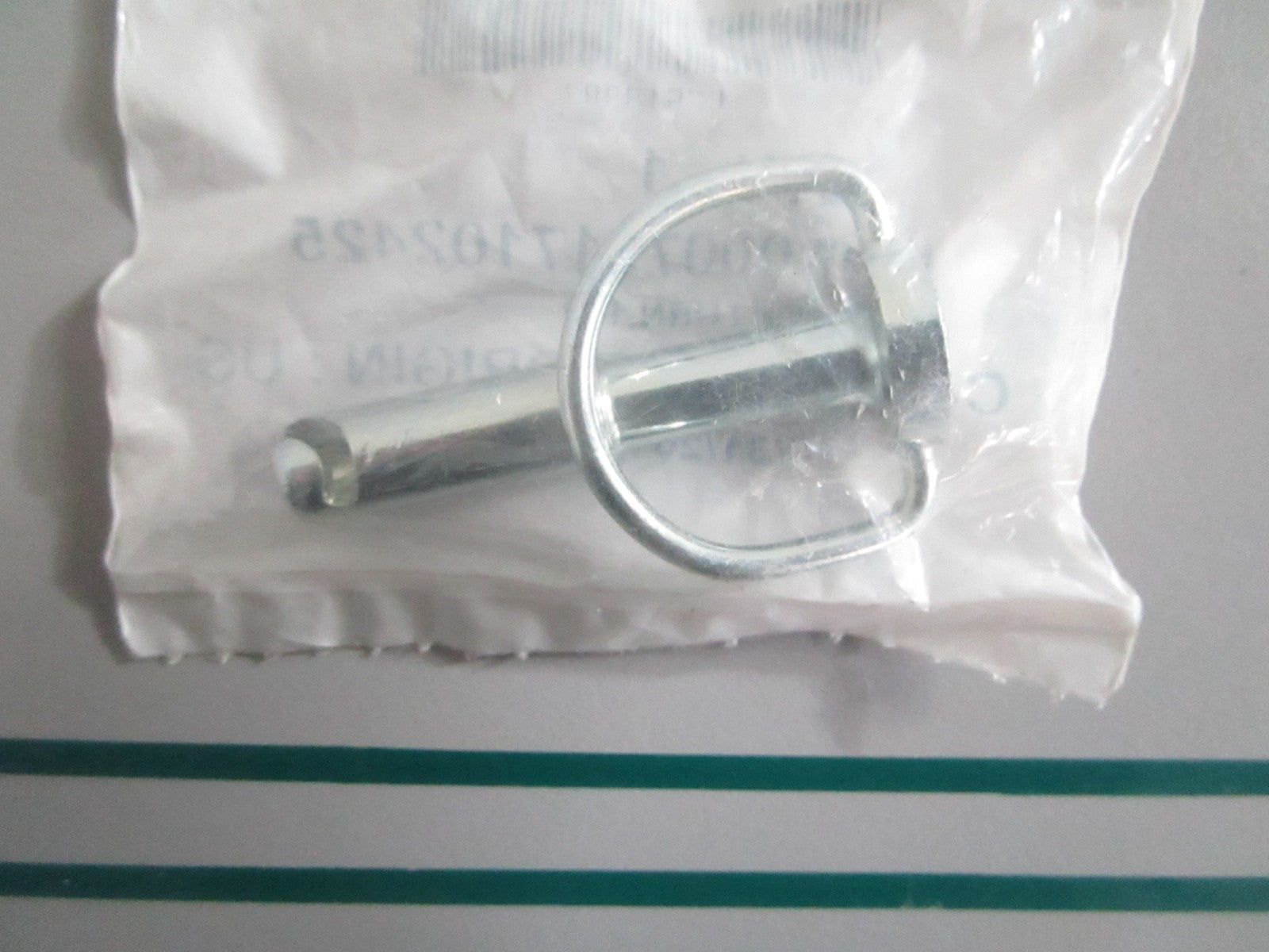 NEW OEM 7518983 Polaris ¼ Turn Stud 0820