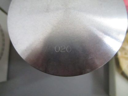 NEW OEM 09-807-2 LeMans Pro Series .020 Piston Kit 0820