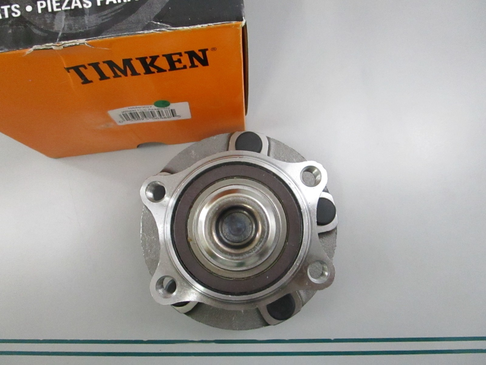 NEW HA590027 Timken Wheel Hub Assembly 0810