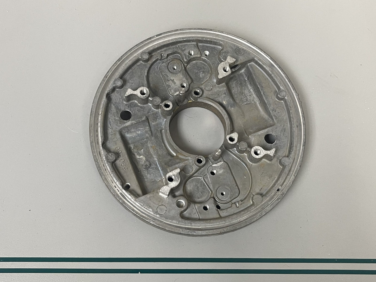 NEW OEM 580283 Johnson Evinrude Armature Plate 0670