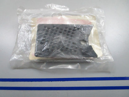 *NEW OEM* 0810 OMC Johnson Evinrude Water Filter 5033121