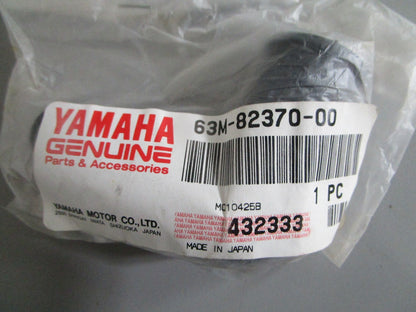 NEW OEM 63M-82370-00-00 Yamaha Plug Cap 0820