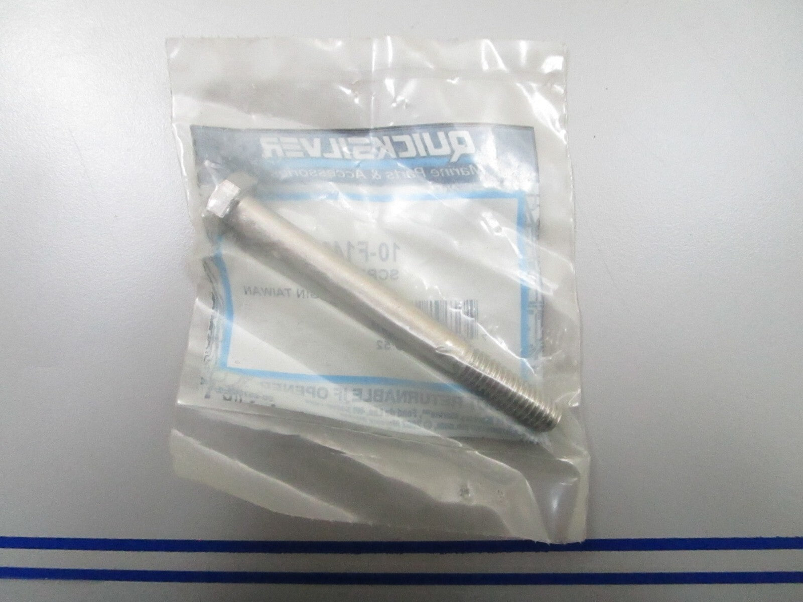 *NEW OEM* 0810 Mercury Quicksilver Screw 10-F1491