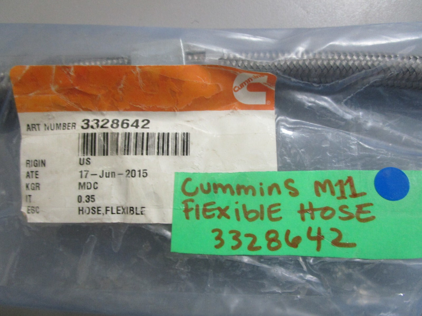 *NEW* 0810 Cummins M11 Flexible Hose 3328642