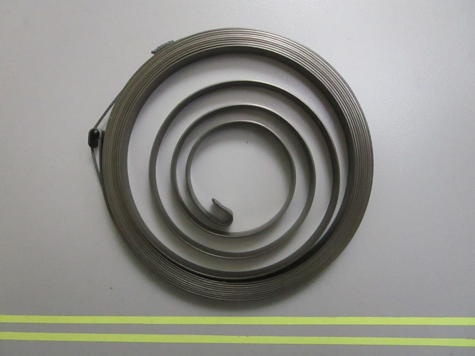 *NEW OEM* 0810 Suzuki Spiral Spring 18142-98001