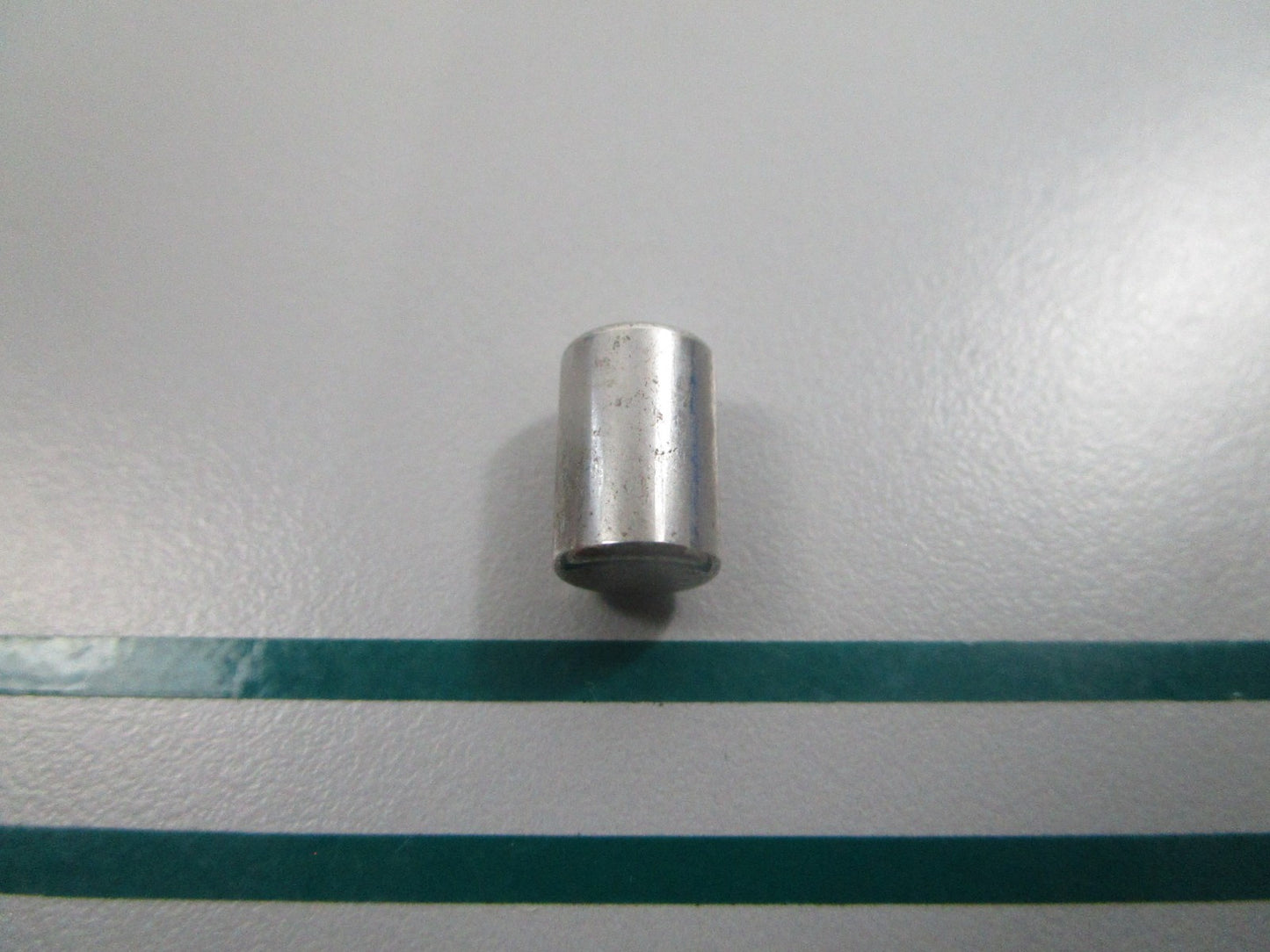NEW OEM 04221-08129 Suzuki Pin 0810