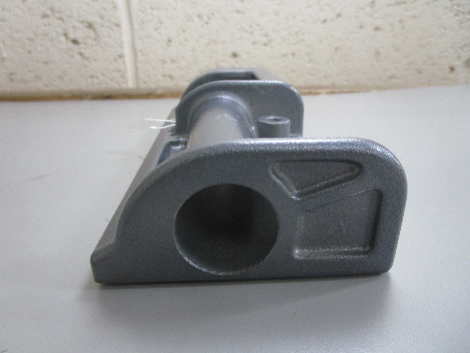 *NEW OEM* 0820 Yamaha Spacer Clamp Bracket 63D-43128-01-4D