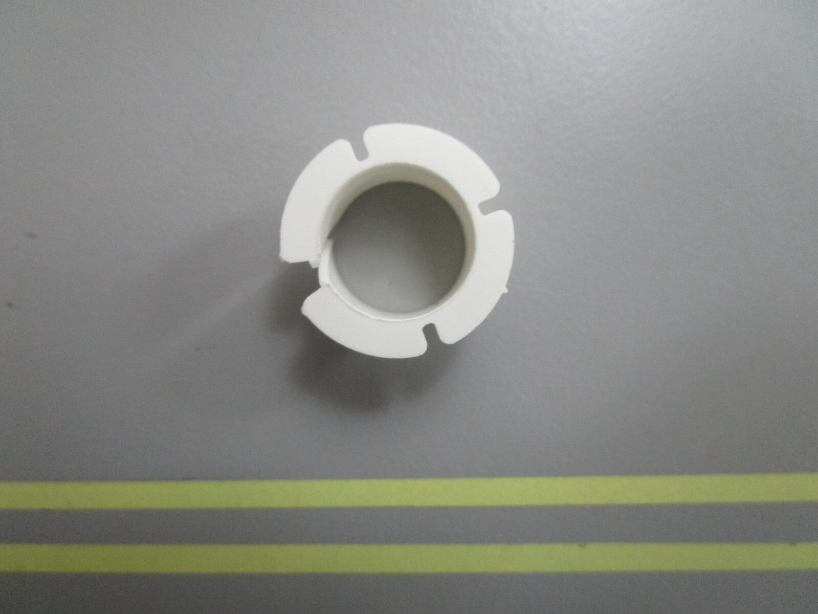 *NEW OEM* 0810 OMC Johnson Evinrude Bushing 308532 0308532