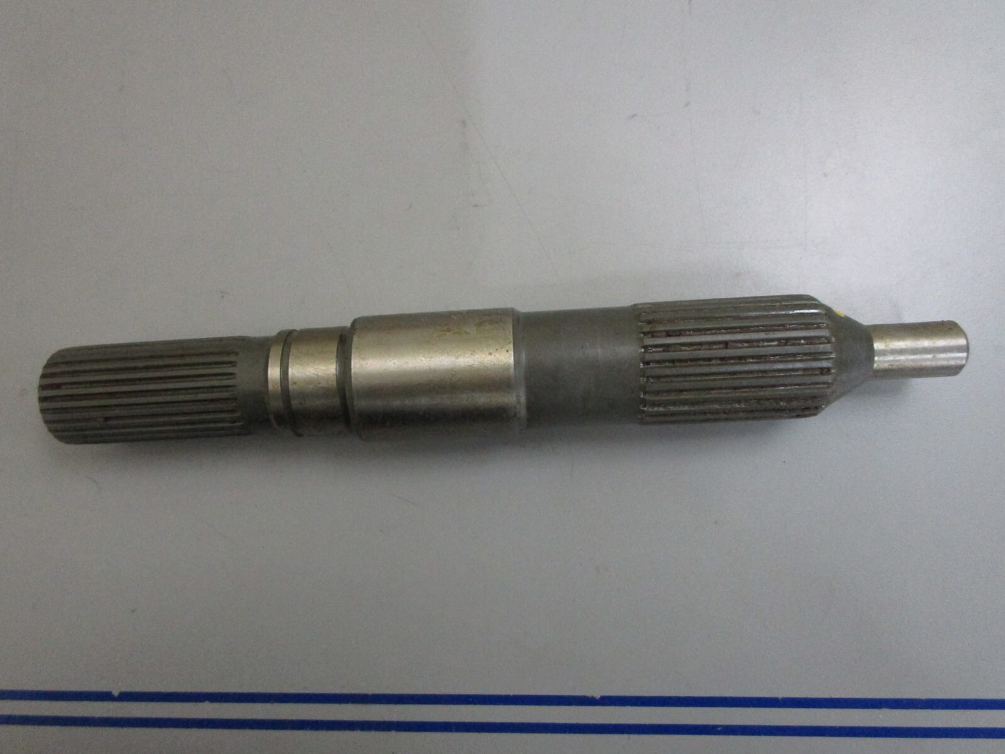 *NEW OEM* 0820 Volvo Penta Drive Shaft 855759