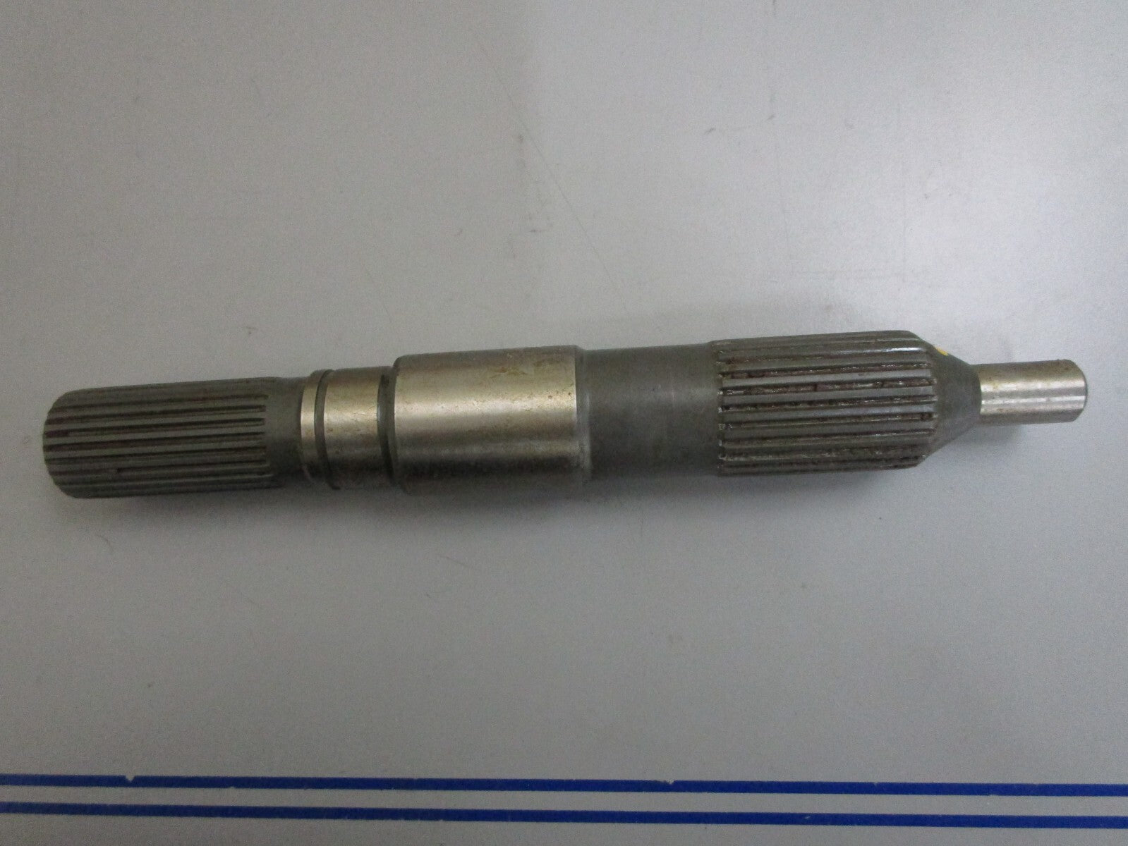*NEW OEM* 0820 Volvo Penta Drive Shaft 855759