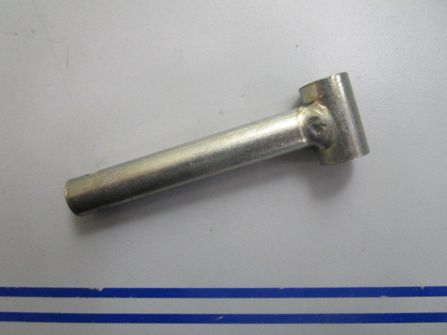 *NEW OEM* 0820 Volvo Penta Spring Guide 463386