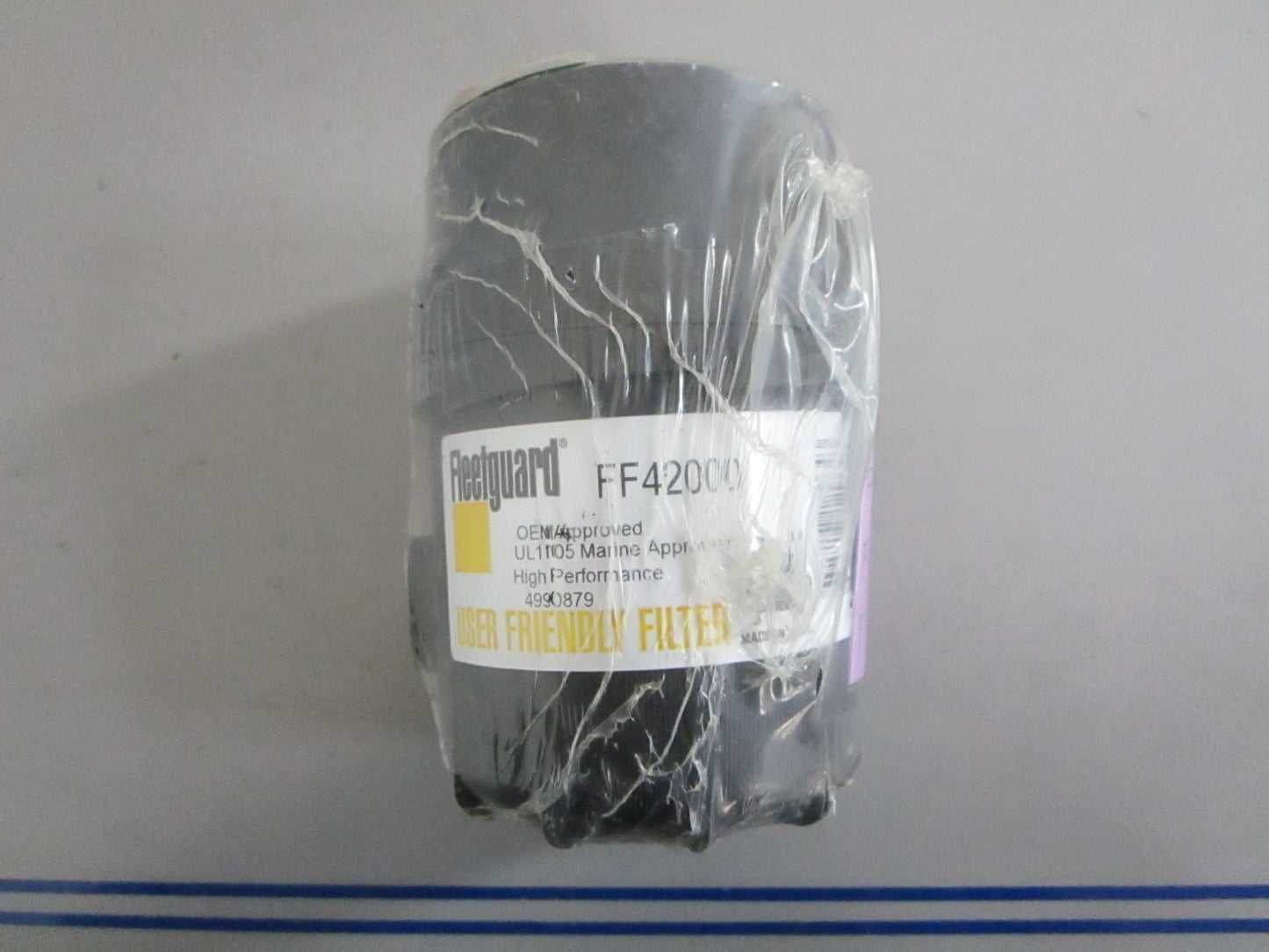 NEW FF42000 Fleetguard Fuel Filter 0820