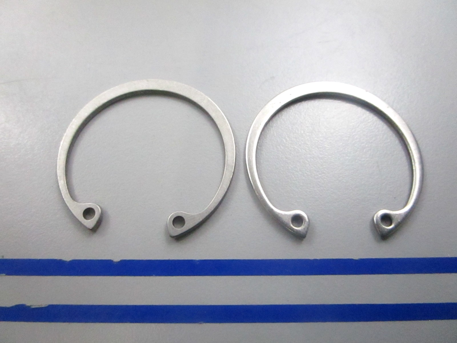 NEW OEM (LOT OF 2) 308632 0308632 OMC Johnson Evinrude Ring 0810