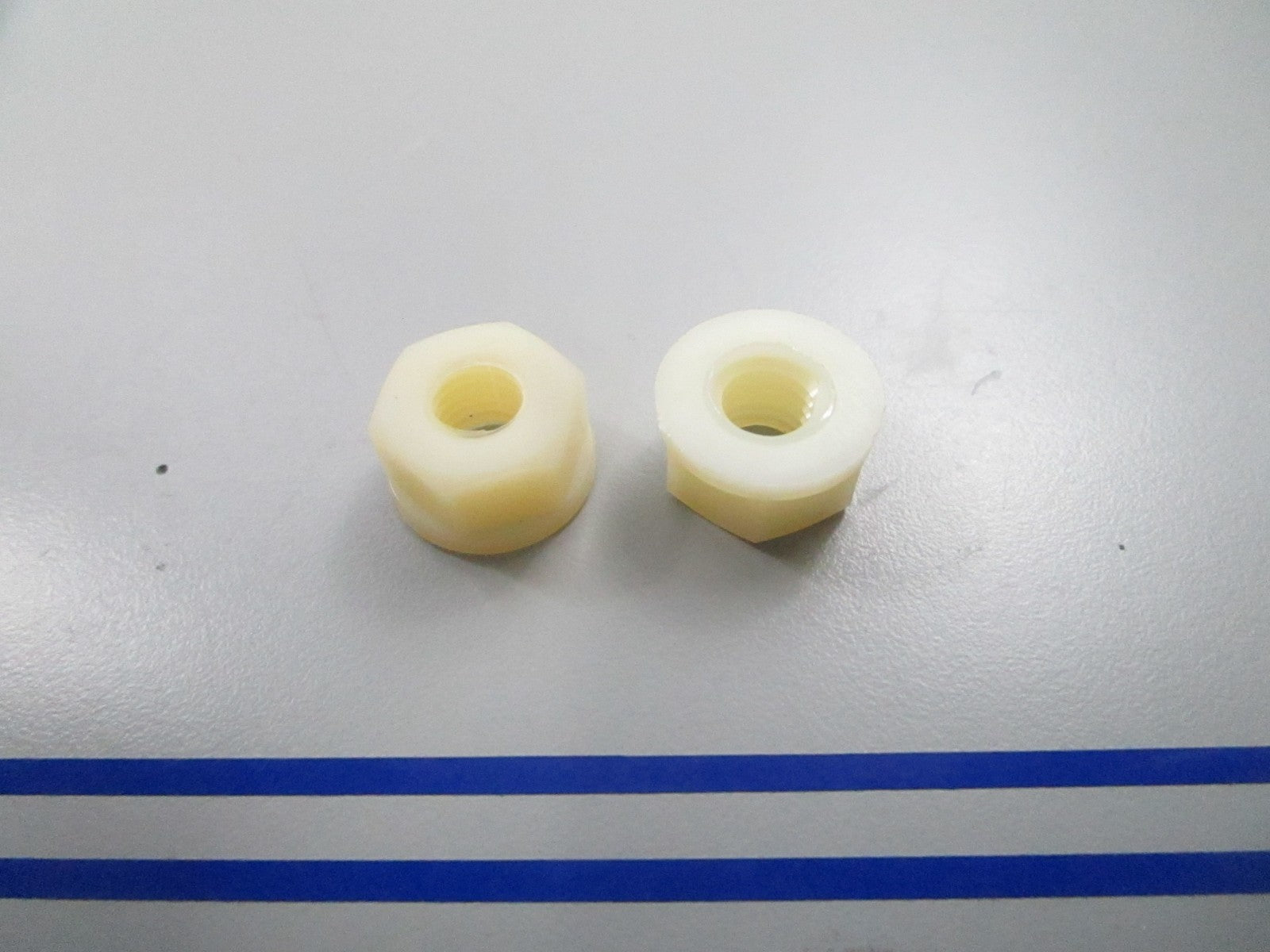 *NEW OEM* (LOT OF 2) 0810 Volvo Penta Nut 814357