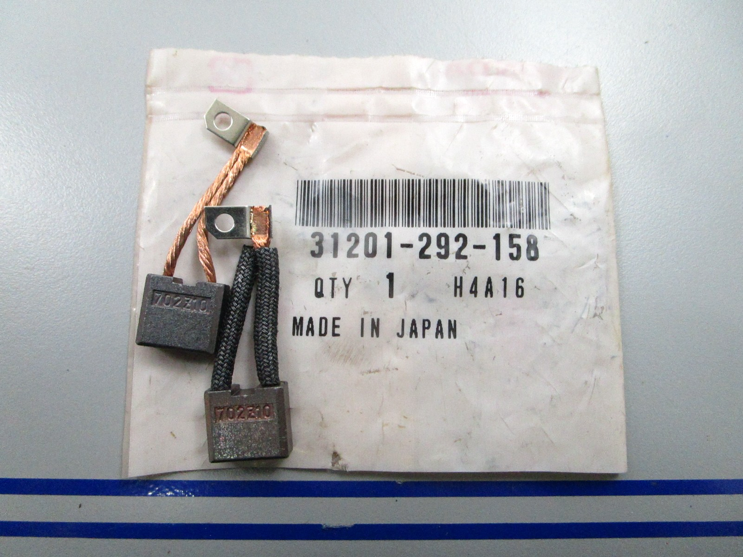 *NEW OEM* 0810 Honda Starter Brush 31201-292-158