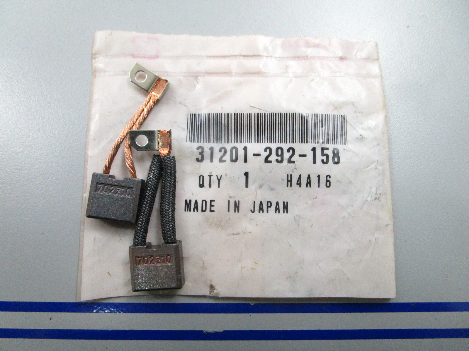 *NEW OEM* 0810 Honda Starter Brush 31201-292-158