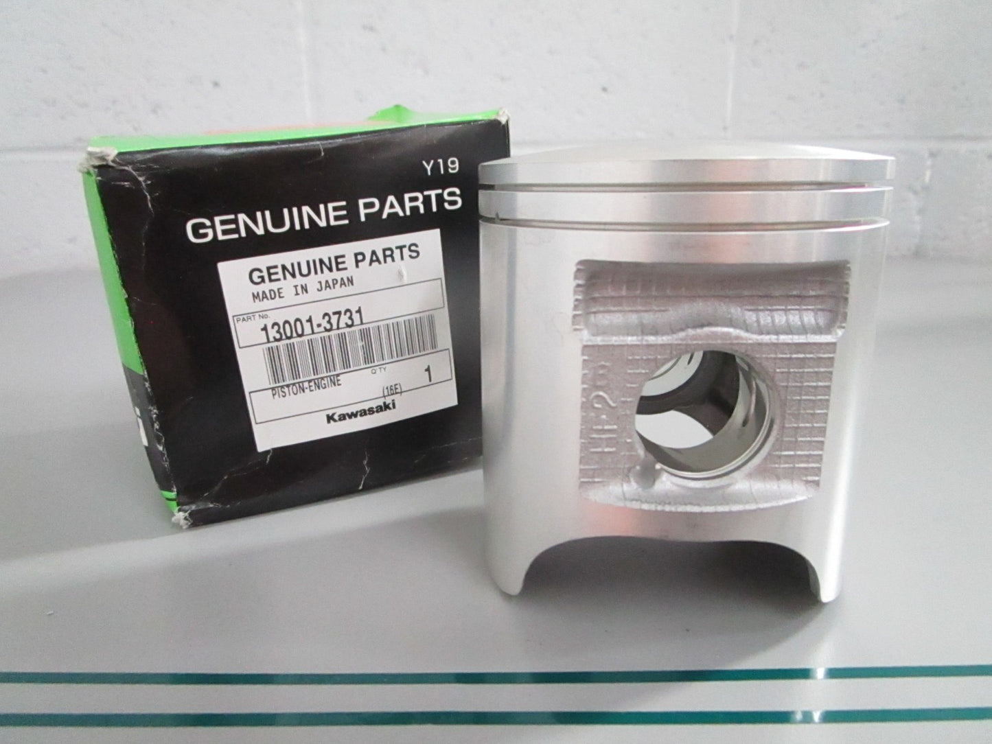 NEW OEM 13001-3731 Kawasaki Engine Piston 0820