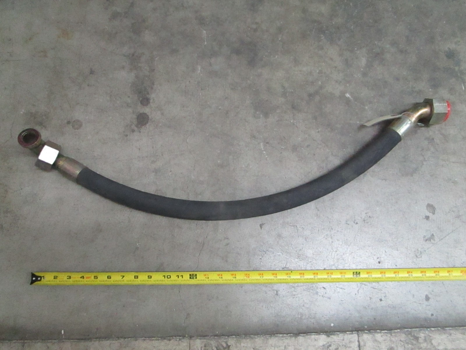 *NEW OEM* 0820 Case New Holland Flexible Hose 85802837
