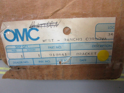 *NEW OEM* 0720 OMC Johnson Evinrude Bracket 910841 0910841