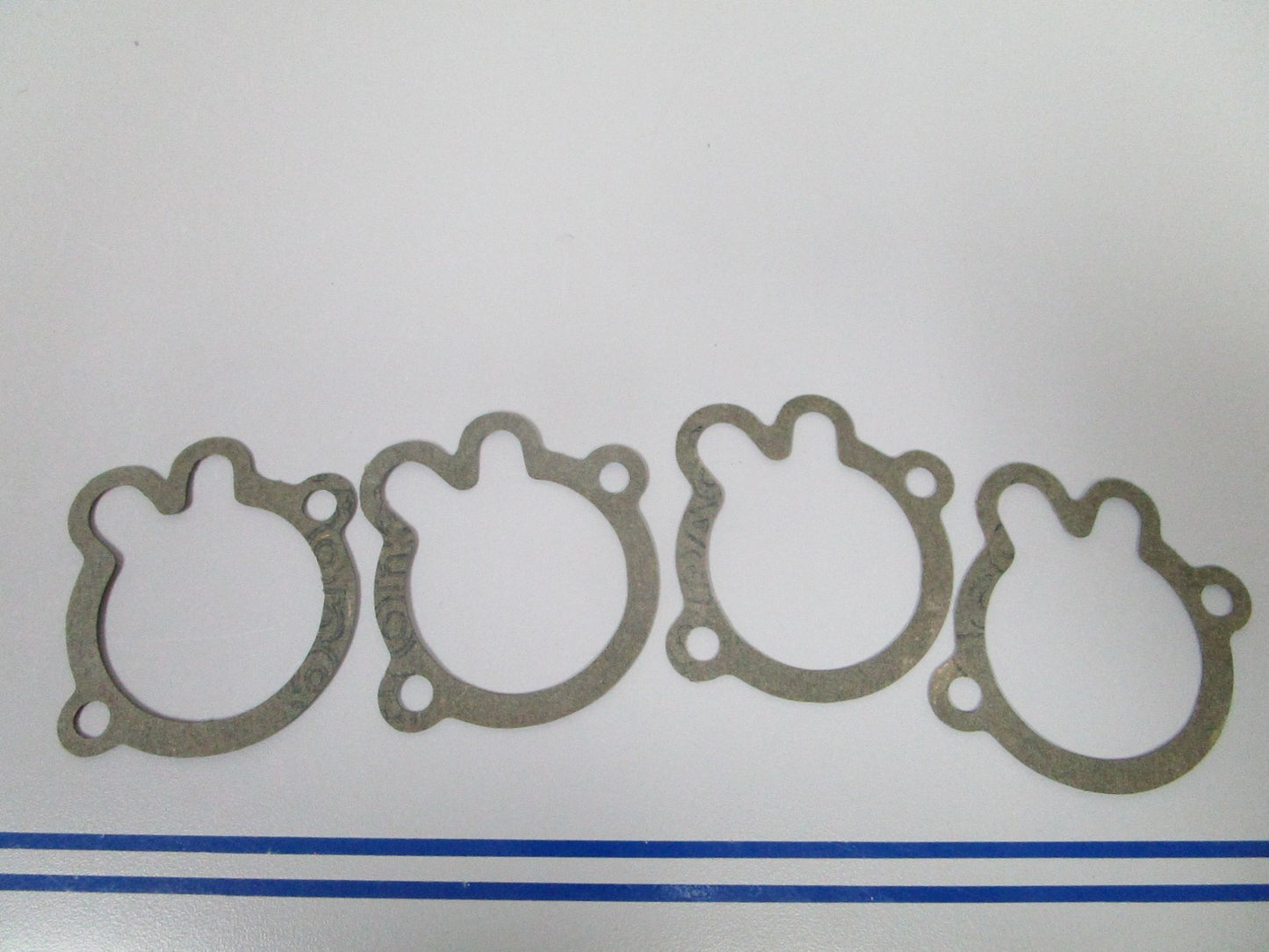 NEW OEM (LOT OF 4) 305441 0305441 OMC Johnson Evinrude Gasket 0810