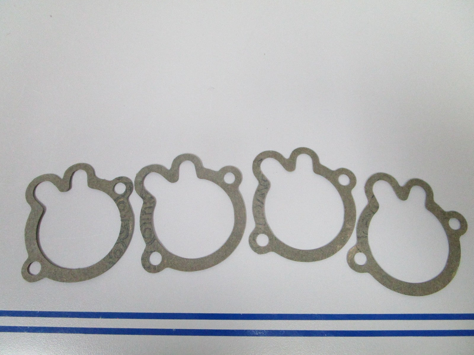 NEW OEM (LOT OF 4) 305441 0305441 OMC Johnson Evinrude Gasket 0810