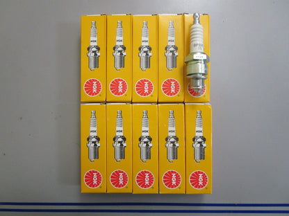 *NEW* (LOT OF 10) 0820 NGK Spark Plug BP8HS-15