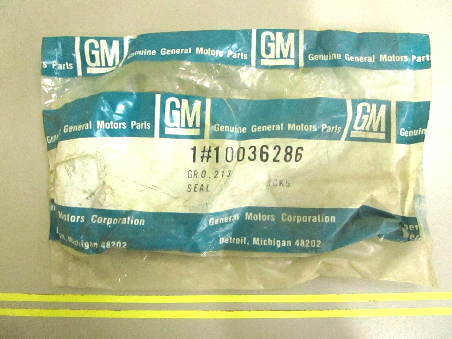 *NEW* 0750 General Motor SEAL 10036286