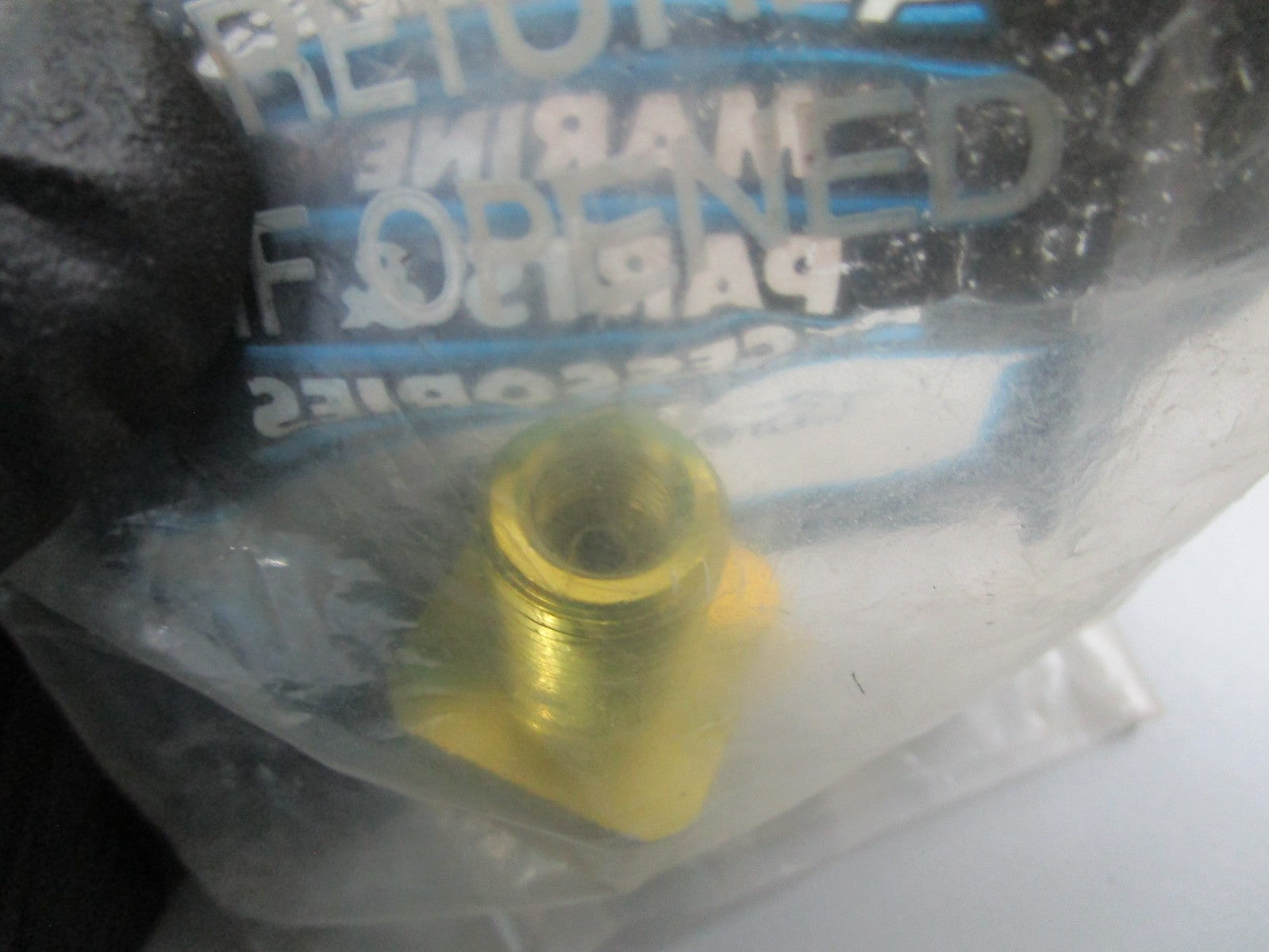 *NEW OEM* 0810 Mercury Quicksilver Connector 22-36033