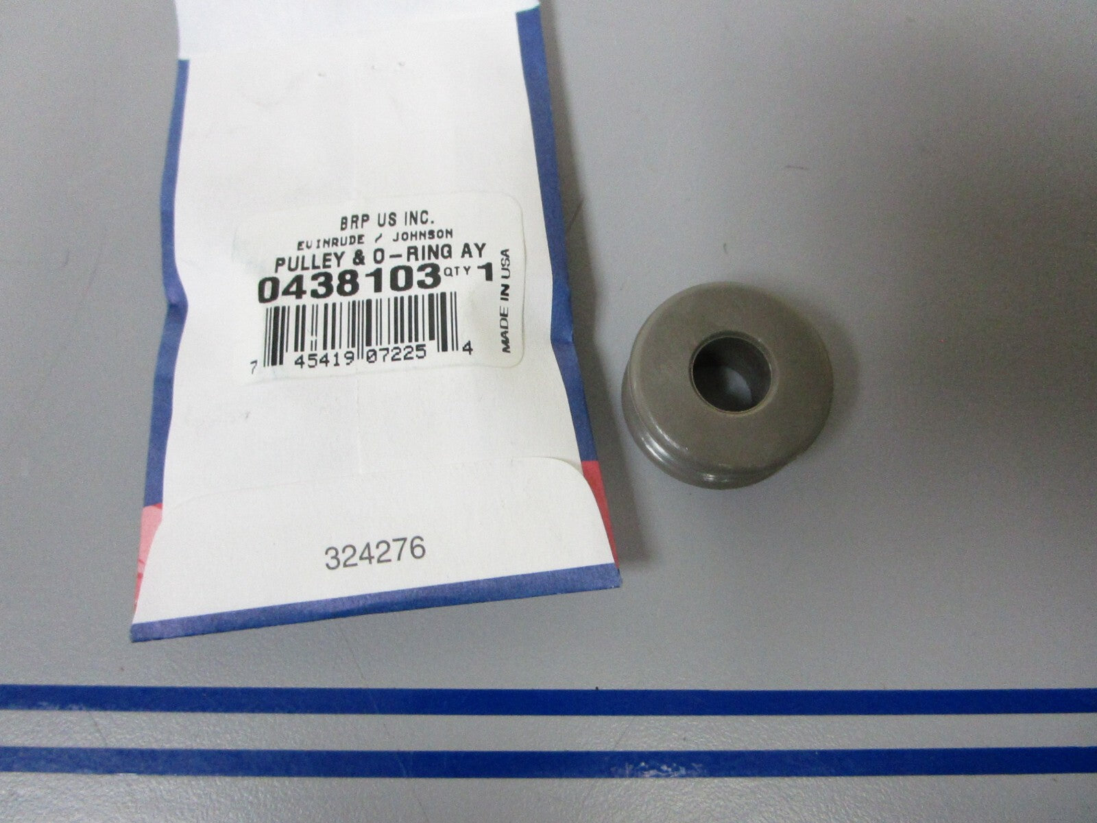 *NEW OEM* 0810 OMC Johnson Evinrude Pulley & O-Ring Assembly 438103 0438103
