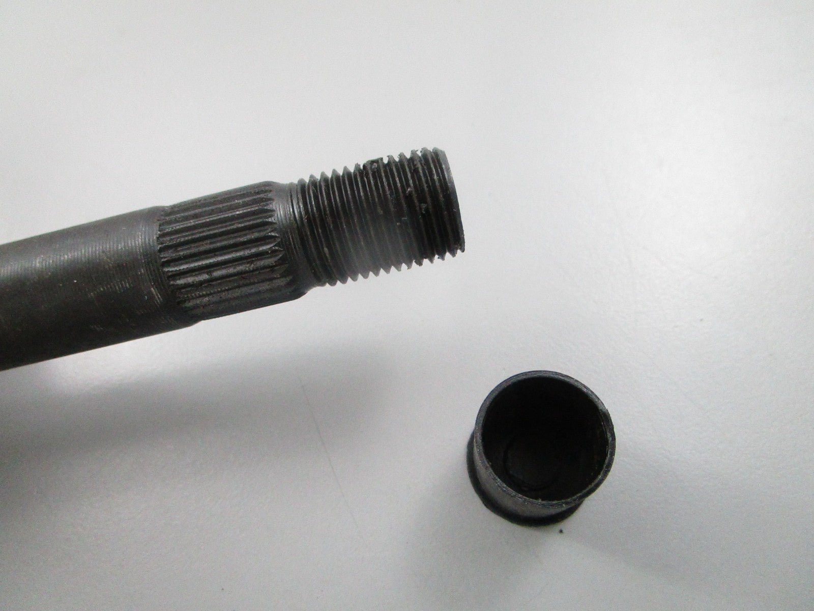 NEW 10-13605 Replaces: 092849MA Rotary Spline Shaft 0810