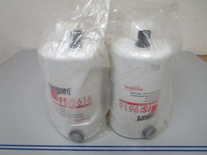 NEW OEM FS19616 Fleetguard Fuel Filter Water Separator (LOT OF 2) 0720