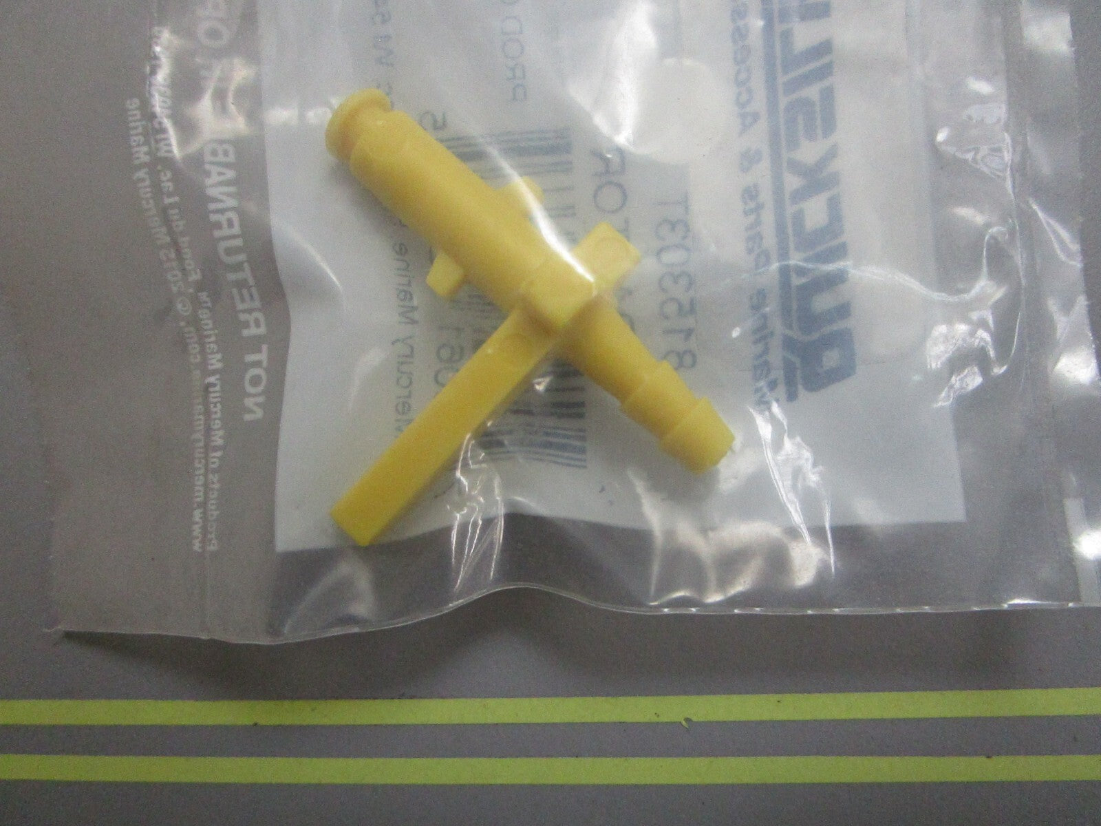 *NEW OEM* 0810 Mercury Quicksilver Adaptor 815303T