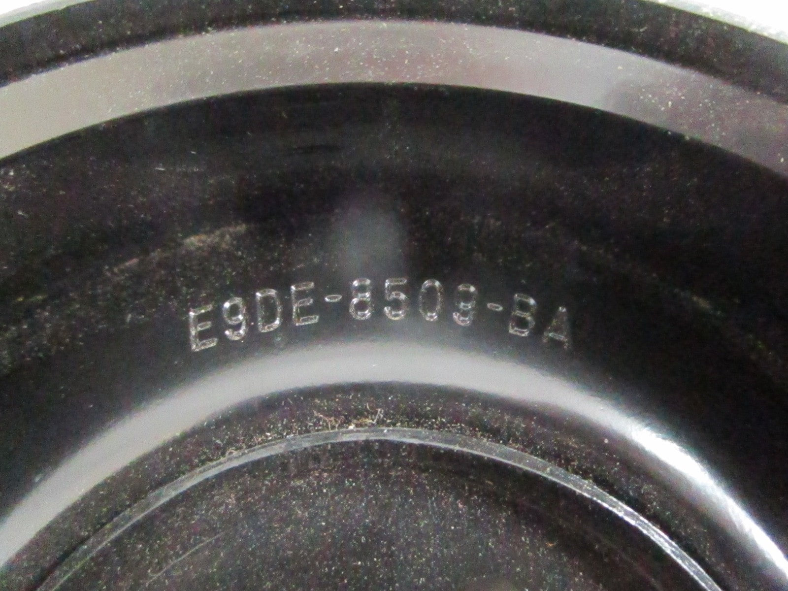 NEW OEM E9DE-8509-BA Motorcraft Ford Pulley 0820