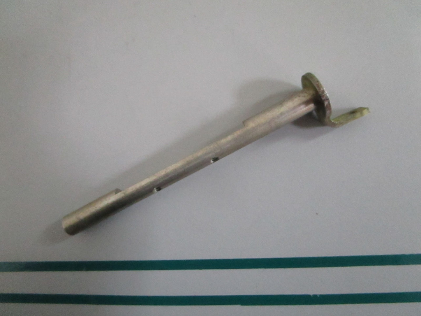 NEW OEM 387814 0387814 OMC Johnson Evinrude Choke Shaft & Arm 0820