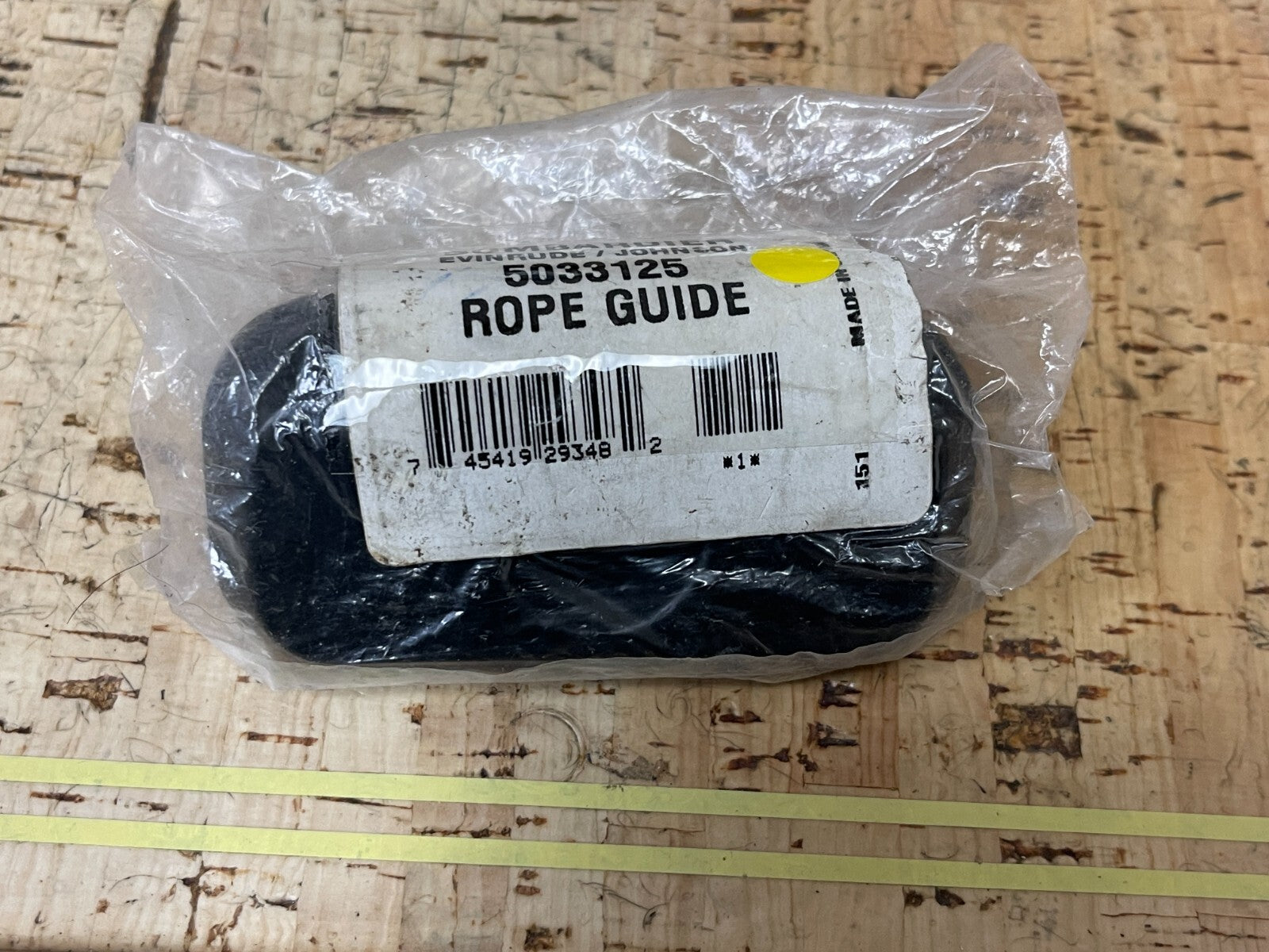 *NEW OEM* 0810 OMC Johnson Evinrude Rope Guide 5033125