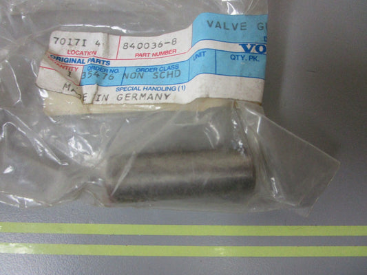 *NEW OEM* 0810 Volvo Penta Guide 840036