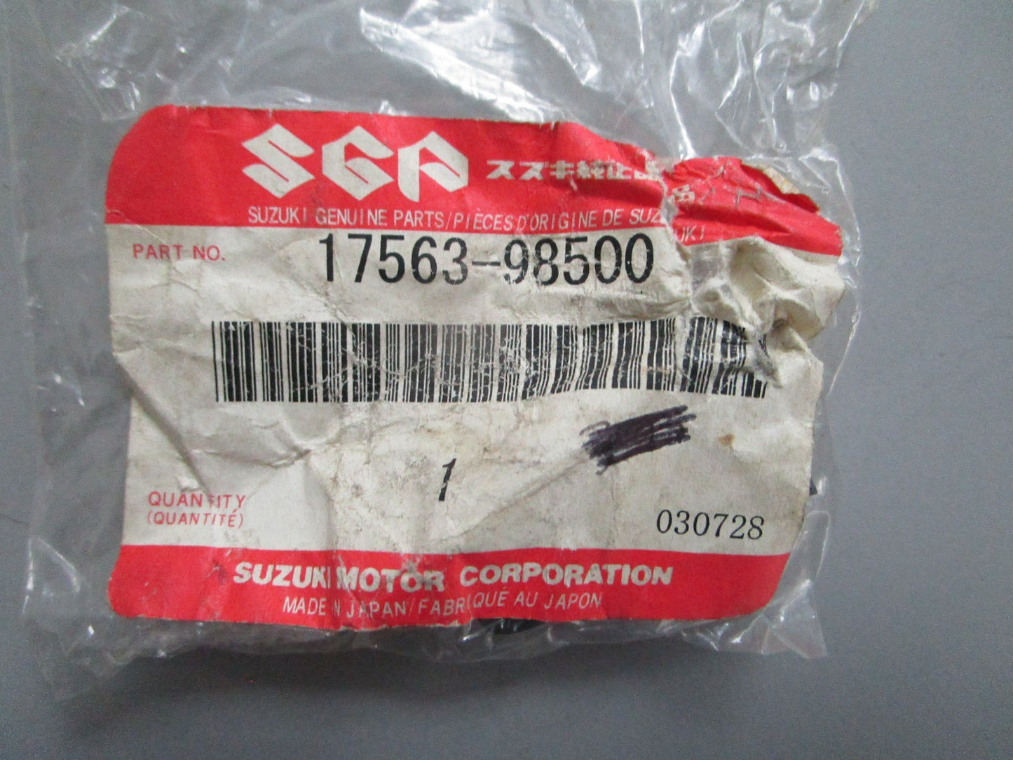 *NEW OEM* 0820 Suzuki Grommet 17563-98500
