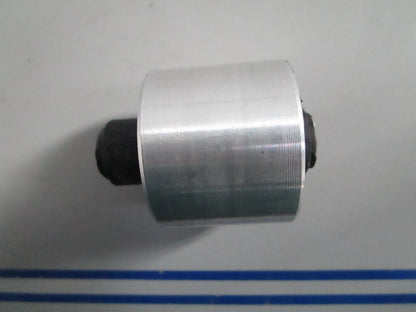NEW OEM 54130-93900 Suzuki Upper Mount 0820