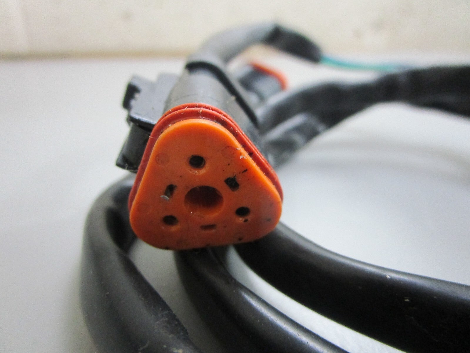 *NEW OEM* 0820 OMC Johnson Evinrude Harness 586895 0586895