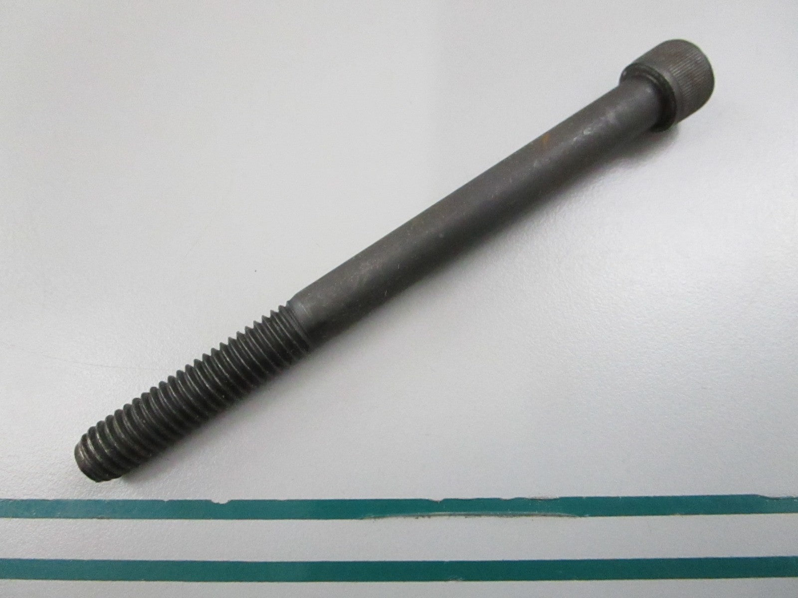 NEW OEM 352717 0352717 OMC Johnson Evinrude Screw 0810