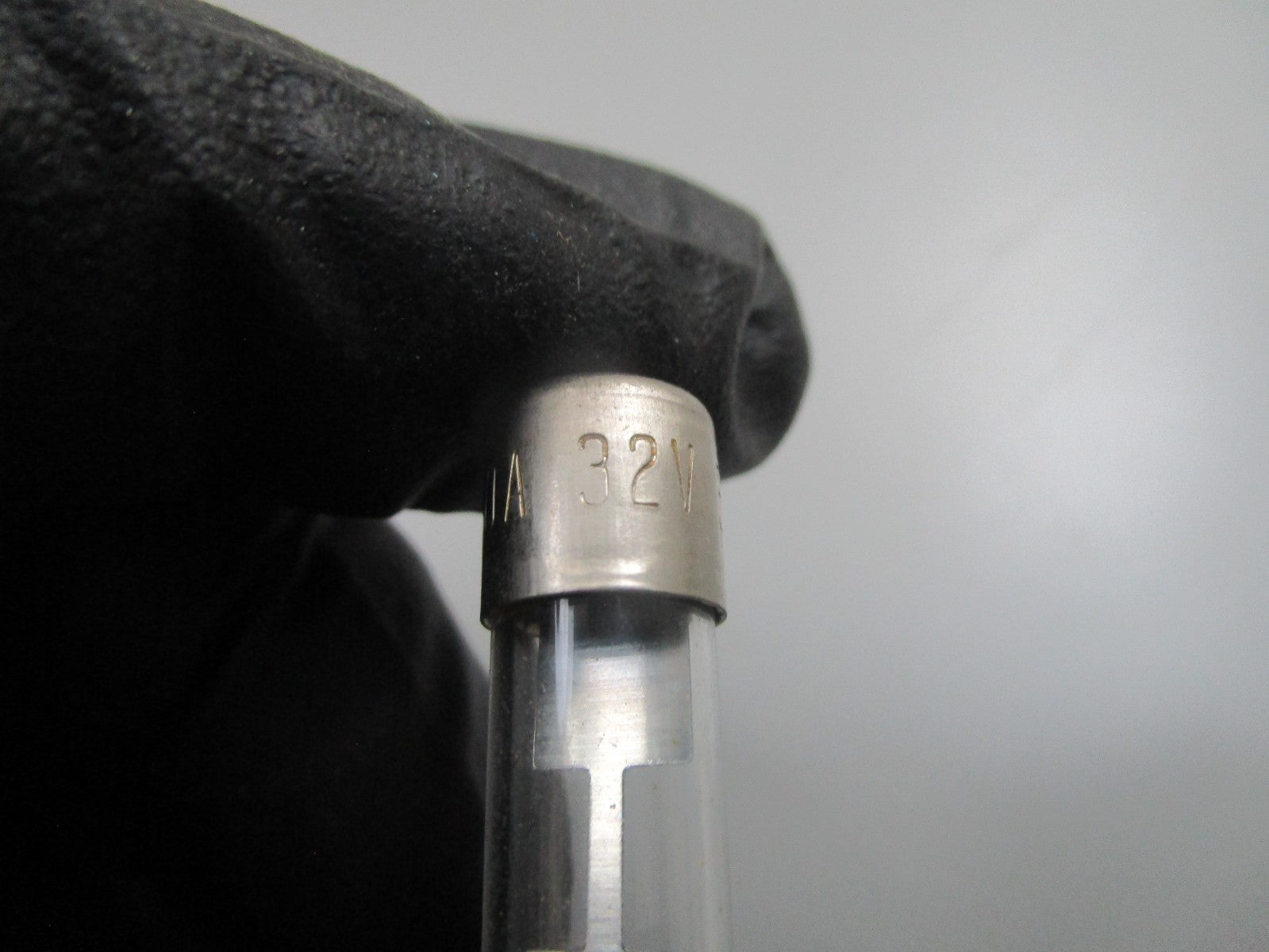 *NEW OEM* 0810 Volvo Penta Fuse 850905