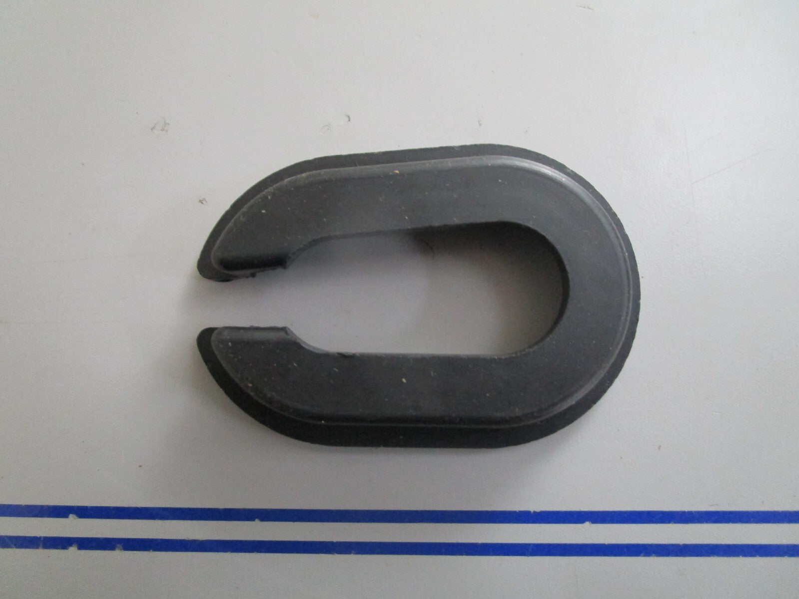 *NEW OEM* 0810 Mercury Quicksilver Boot 812890