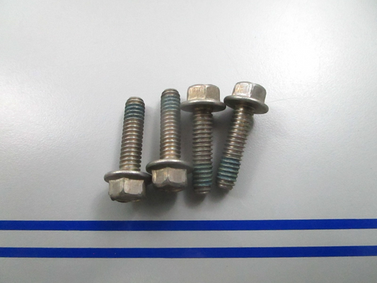 *NEW OEM* (LOT OF 4) 0810 Mercury Quicksilver Screw 8M0030694