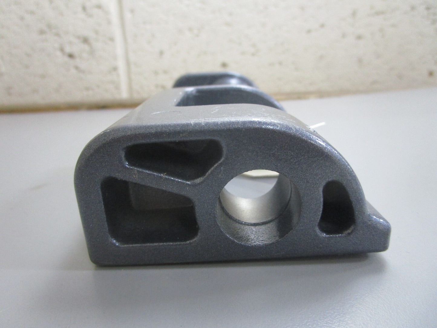 *NEW OEM* 0820 Yamaha Spacer Clamp Bracket 63D-43128-01-4D