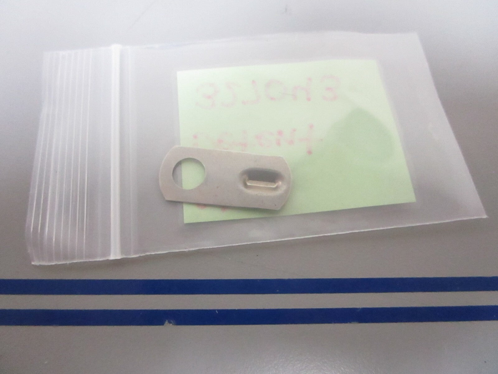 *NEW OEM* 0810 OMC Johnson Evinrude Detent 327043 0327043