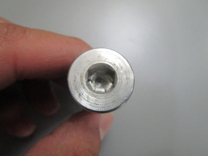 *NEW OEM* 0810 Volvo Penta Shoulder Screw 853308